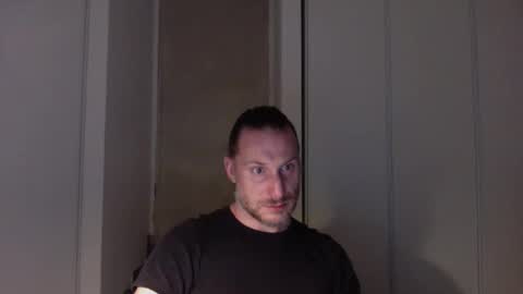 Snapshot of m4rduk81 chatting on 11-03-25, 08:10 m4rduk online show from 11-03-25, 08:10