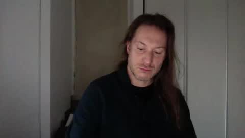 Snapshot of m4rduk81 chatting on 11-08-25, 06:24 m4rduk online show from 11-08-25, 06:24