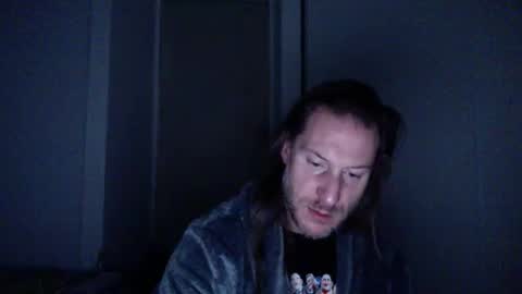 Snapshot of m4rduk81 chatting on 11-23-25, 06:02 m4rduk online show from 11-23-25, 06:02