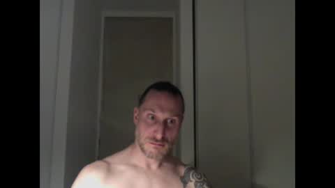 Snapshot of m4rduk81 chatting on 11-24-25, 05:34 m4rduk online show from 11-24-25, 05:34