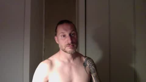 Snapshot of m4rduk81 chatting on 12-03-25, 05:22 m4rduk online show from 12-03-25, 05:22