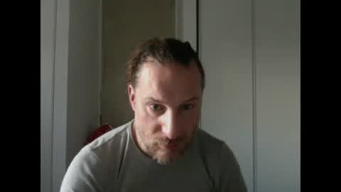 Snapshot of m4rduk81 chatting on 01-06-26, 07:45 m4rduk online show from 01-06-26, 07:45