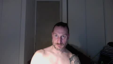 Snapshot of m4rduk81 chatting on 01-14-26, 05:40 m4rduk online show from 01-14-26, 05:40