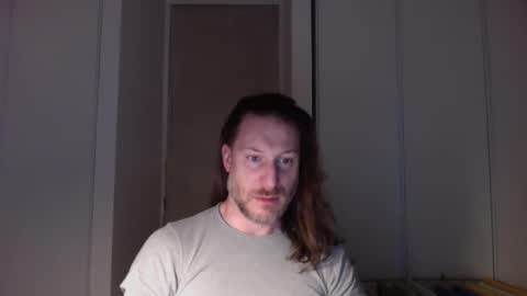 Snapshot of m4rduk81 chatting on 01-19-26, 04:49 m4rduk online show from 01-19-26, 04:49