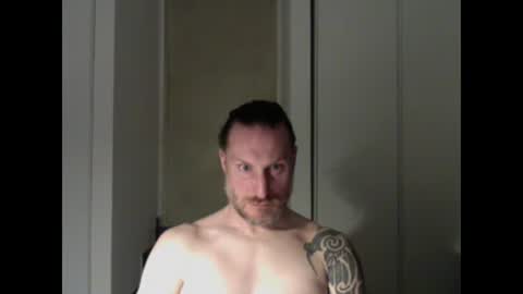 Snapshot of m4rduk81 chatting on 03-11-26, 05:19 m4rduk online show from 03-11-26, 05:19