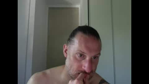 Snapshot of m4rduk81 chatting on 05-09-26, 11:59 m4rduk online show from 05-09-26, 11:59