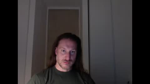 Snapshot of m4rduk81 chatting on 05-11-26, 03:45 m4rduk online show from 05-11-26, 03:45