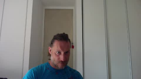 Snapshot of m4rduk81 chatting on 05-31-26, 07:04 m4rduk online show from 05-31-26, 07:04