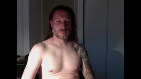 Snapshot of m4rduk81 chatting on 06-08-26, 03:40 m4rduk online show from 06-08-26, 03:40