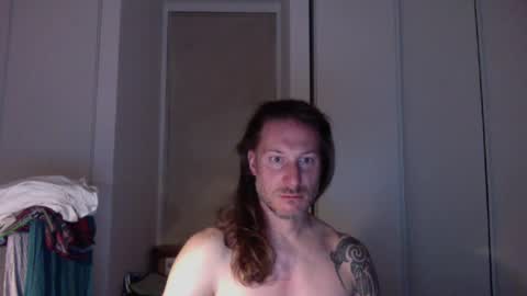 Snapshot of m4rduk81 chatting on 07-27-26, 03:46 m4rduk online show from 07-27-26, 03:46