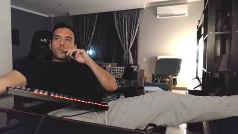 Snapshot of m4st3r_0f_d0m1n4nc3 chatting on 12-03-24, 07:33 ready to cum online show from 12-03-24, 07:33