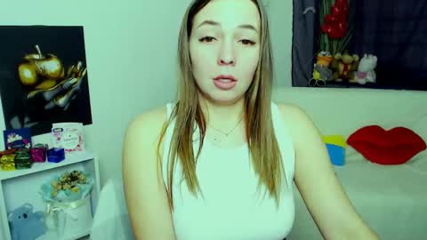 Vikki online show from 02-11-26, 01:27