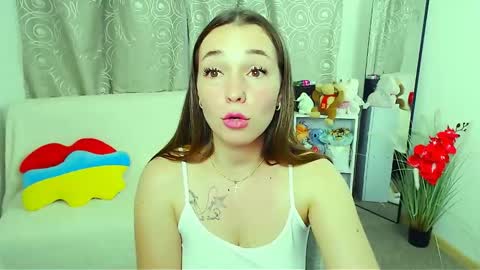 Vikki online show from 06-03-26, 02:33