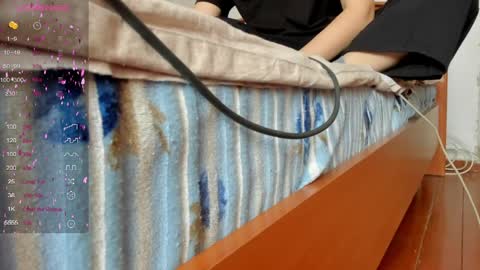 Lulu online show from 04-06-26, 08:59