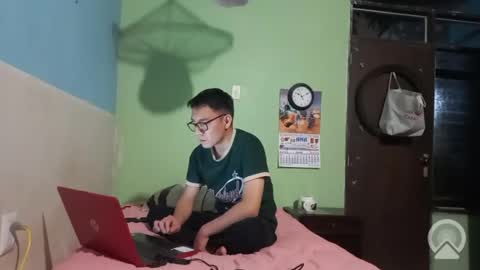 Snapshot of maaqui chatting on 08-08-26, 03:08 Maaqui online show from 08-08-26, 03:08