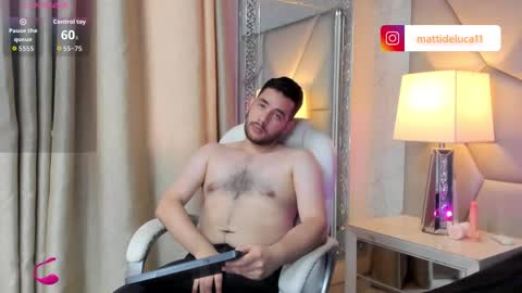 Snapshot of maatt_de_luca chatting on 10-13-25, 05:57 Matt De Luca online show from 10-13-25, 05:57