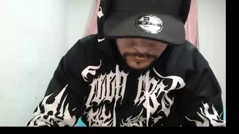 Snapshot of maaxxx_steel chatting on 11-13-25, 06:45 Soy Max online show from 11-13-25, 06:45