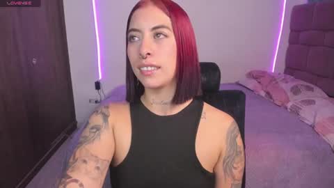 Snapshot of maazikeenx chatting on 07-25-26, 04:32 Sara online show from 07-25-26, 04:32