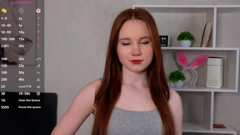 Holly online show from 04-02-26, 03:09