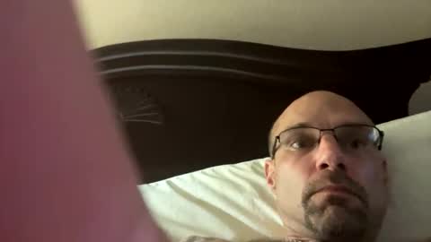 Snapshot of mac402992 chatting on 12-21-25, 05:47 mac402992 online show from 12-21-25, 05:47