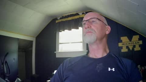 Snapshot of mac8181 chatting on 06-20-26, 10:51 mac8181 online show from 06-20-26, 10:51