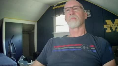 Snapshot of mac8181 chatting on 06-21-26, 10:51 mac8181 online show from 06-21-26, 10:51