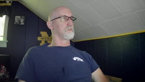 Snapshot of mac8181 chatting on 06-28-26, 11:05 mac8181 online show from 06-28-26, 11:05