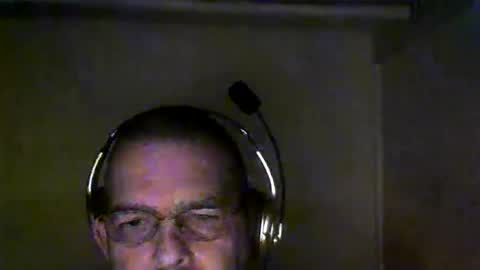 Snapshot of mac_dad01 chatting on 12-07-24, 10:34 mac_dad01 online show from 12-07-24, 10:34