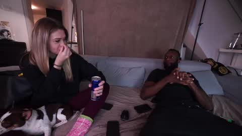 Mac Troy online show from 12-19-24, 05:50