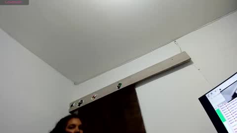 Snapshot of macarenaawills chatting on 12-17-24, 06:31 macarenaawills online show from 12-17-24, 06:31