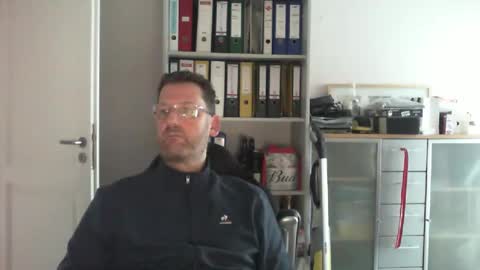 Snapshot of macfly67 chatting on 12-02-24, 10:07 macfly67 online show from 12-02-24, 10:07
