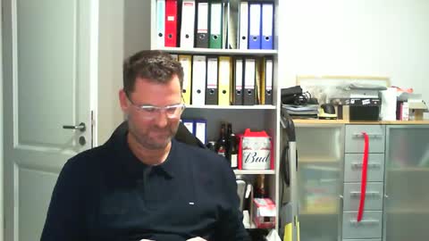 Snapshot of macfly67 chatting on 12-03-24, 08:17 macfly67 online show from 12-03-24, 08:17