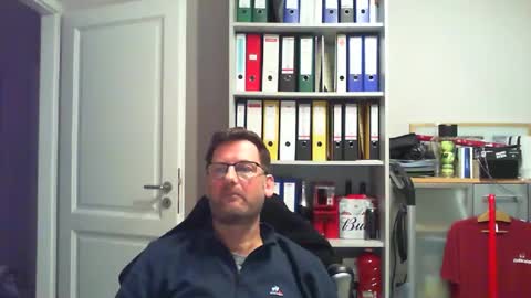 Snapshot of macfly67 chatting on 01-26-25, 10:35 macfly67 online show from 01-26-25, 10:35