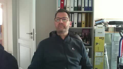 macfly67 online show from 12-01-25, 07:24