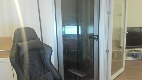 Andy online show from 10-26-25, 08:37