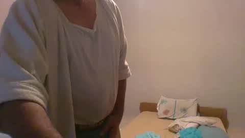 MACHOLIVRE online show from 11-24-25, 06:35