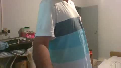 MACHOLIVRE online show from 02-10-26, 03:10