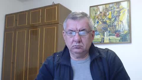 Macho online show from 12-26-24, 12:16