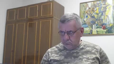 Snapshot of machomale3 chatting on 04-18-26, 09:04 Macho online show from 04-18-26, 09:04