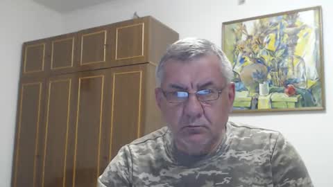 Snapshot of machomale3 chatting on 04-24-26, 06:43 Macho online show from 04-24-26, 06:43
