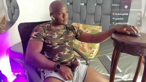 Snapshot of mackbig_dick2 chatting on 05-16-26, 02:41 MACKBIG DICK im a damn dominant I like ATMs INSTAGRAM Edwinaragonc online show from 05-16-26, 02:41
