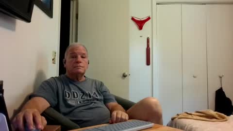 Snapshot of mackdocc001 chatting on 07-07-26, 05:39 mackdocc001 online show from 07-07-26, 05:39