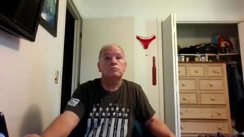 Snapshot of mackdocc001 chatting on 07-12-26, 02:30 mackdocc001 online show from 07-12-26, 02:30