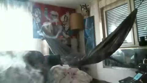 Snapshot of mad_dem0n chatting on 02-04-25, 01:06 Manuel online show from 02-04-25, 01:06