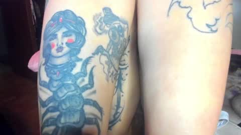Snapshot of madam_sativa chatting on 01-13-25, 06:49 di online show from 01-13-25, 06:49