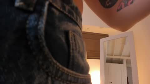 Snapshot of madame_lilith chatting on 07-19-26, 11:25 madame lilith online show from 07-19-26, 11:25