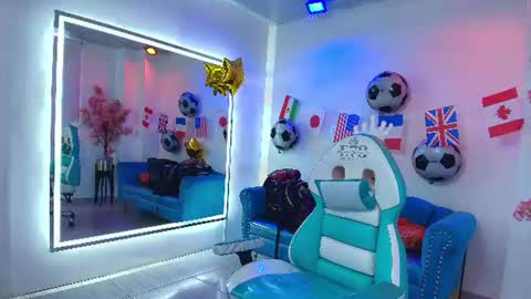 Madame Scarllet  online show from 07-10-26, 11:35
