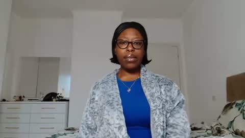 YourMadamIndigo online show from 12-18-25, 02:12