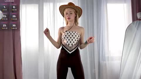 Fiona online show from 03-04-26, 04:40