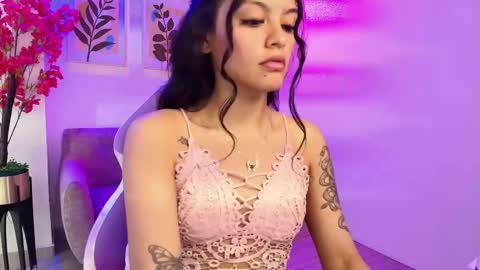 maddie_t18 online show from 03-06-26, 11:39